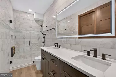 724 Varnum Street NW #1, Washington, DC 20011 - Photo 12