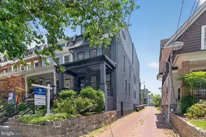 724 Varnum Street NW #1, Washington, DC 20011 - Photo 2