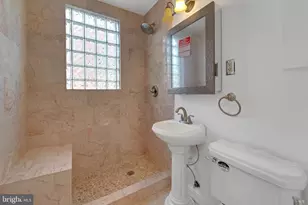 19 Hamilton St NE, Washington, DC 20011 - Photo 18