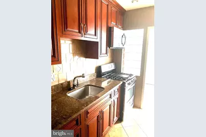 19 Hamilton Street NE, Washington, DC 20011 - Photo 12