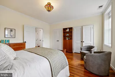 126 E Street SE, Washington, DC 20003 - Photo 18