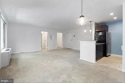 2400 41st Street NW #312, Washington, DC 20007 - Photo 6