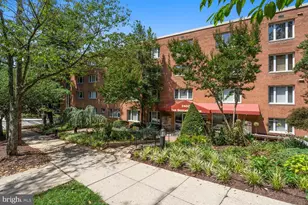2400 41st St NW, Washington, DC 20007 - Photo 1