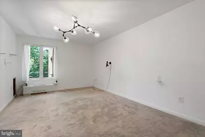 2400 41st Street NW #312, Washington, DC 20007 - Photo 12