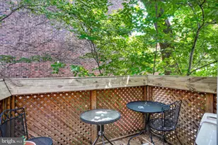 1211 33rd St NW, Washington, DC 20007 - Photo 18