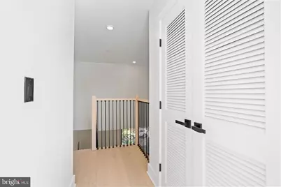 2504 41st Street NW #8, Washington, DC 20007 - Photo 22