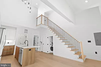 2504 41st Street NW #8, Washington, DC 20007 - Photo 14