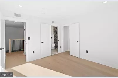 2504 41st Street NW #8, Washington, DC 20007 - Photo 24