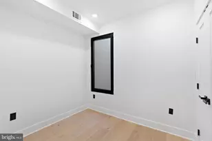 2504 41st St NW, Washington, DC 20007 - Photo 20