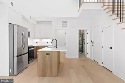 2504 41st Street NW #8, Washington, DC 20007 - Photo 16
