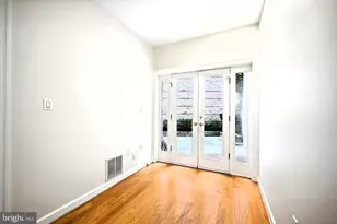 5330 Connecticut Ave NW, Washington, DC 20015 - Photo 6
