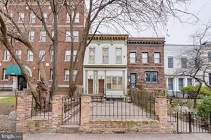 813 Maryland Ave NE, Washington, DC 20002 - Photo 1