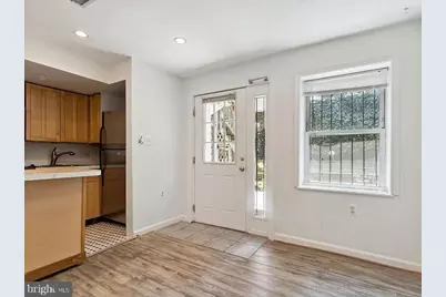 1704 V Street NW #B, Washington, DC 20009 - Photo 4