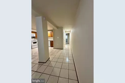 204 16th Street SE #B, Washington, DC 20003 - Photo 6