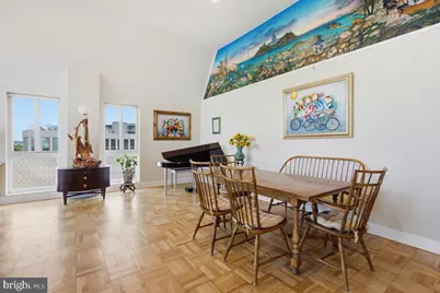 700 7th Street SW #827, Washington, DC 20024 - Photo 14