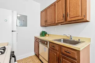 4491 NW Macarthur Blvd NW, Washington, DC 20007 - Photo 12