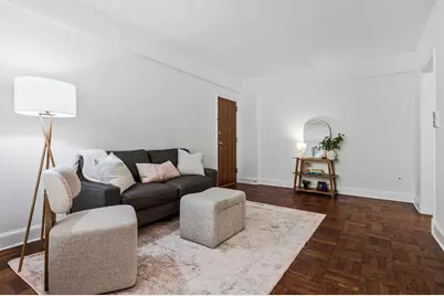 4491 NW Macarthur Boulevard NW #102, Washington, DC 20007 - Photo 6