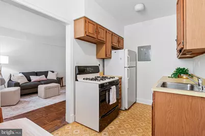 4491 NW Macarthur Boulevard NW #102, Washington, DC 20007 - Photo 10
