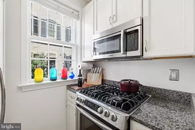 5 Pomander Walk NW, Washington, DC 20007 - Photo 6