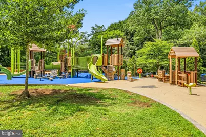 3930 Langley Court NW #B638, Washington, DC 20016 - Photo 24