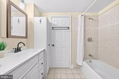 3930 Langley Court NW #B638, Washington, DC 20016 - Photo 16