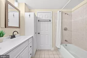 3930 Langley Ct NW, Washington, DC 20016 - Photo 16