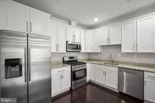 3223 Warder St NW, Washington, DC 20010 - Photo 10