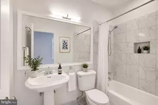 2209 Washington Cir NW, Washington, DC 20037 - Photo 20