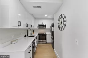 919 12th St NE, Washington, DC 20002 - Photo 8