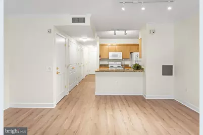 616 E E Street NW #407, Washington, DC 20004 - Photo 12