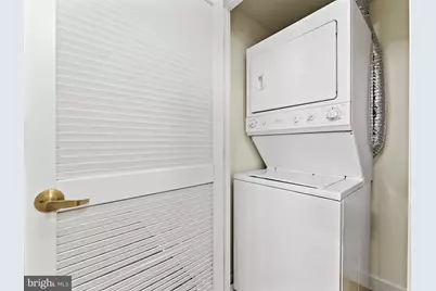 616 E E Street NW #407, Washington, DC 20004 - Photo 16