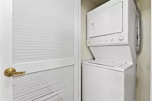 616 E E Street NW, Washington, DC 20004 - Photo 16