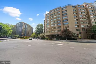 2201 L St NW, Washington, DC 20037 - Photo 24