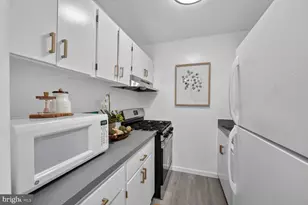 2201 L St NW, Washington, DC 20037 - Photo 10