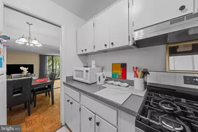2201 L Street NW #518, Washington, DC 20037 - Photo 14