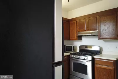 604 NE 9th Street NE, Washington, DC 20002 - Photo 6