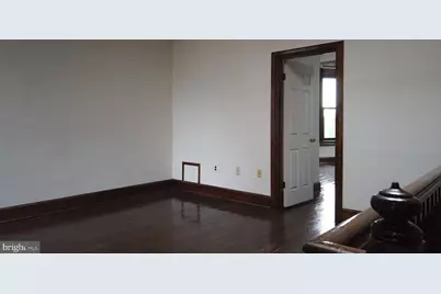 604 NE 9th Street NE, Washington, DC 20002 - Photo 20