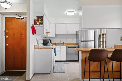 3800 W Street SE #102, Washington, DC 20020 - Photo 2