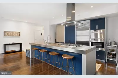 1124 10th Street NW #5, Washington, DC 20001 - Photo 2