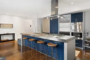 1124 10th St NW, Washington, DC 20001 - Photo 2