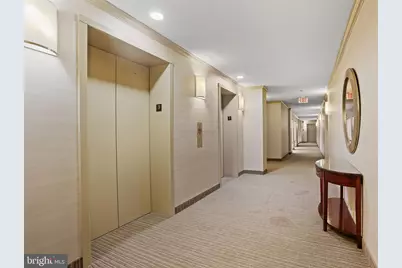 1001 26th Street NW #303, Washington, DC 20037 - Photo 8