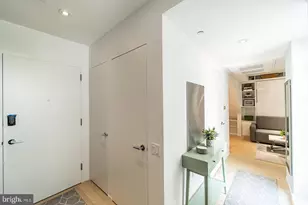 2422 17th St NW, Washington, DC 20009 - Photo 4