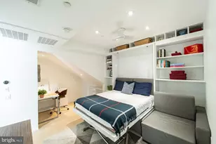 2422 17th St NW, Washington, DC 20009 - Photo 14