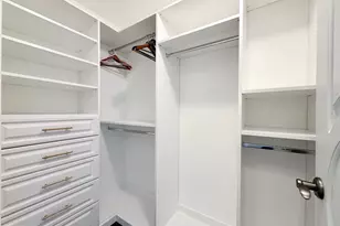 2111 Wisconsin Ave NW, Washington, DC 20007 - Photo 2