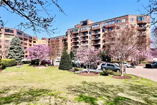2111 Wisconsin Ave NW, Washington, DC 20007 - Photo 14