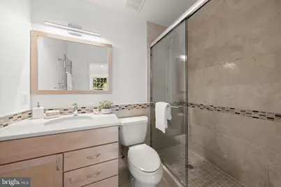 3229 Sutton Place NW #B, Washington, DC 20016 - Photo 12