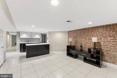 11 R Street NW #UNIT 2, Washington, DC 20001 - Photo 2