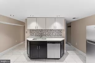 11 R St NW, Washington, DC 20001 - Photo 6