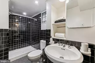 4225 Meade St NE, Washington, DC 20019 - Photo 20