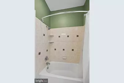 22 V Street NW, Washington, DC 20001 - Photo 32